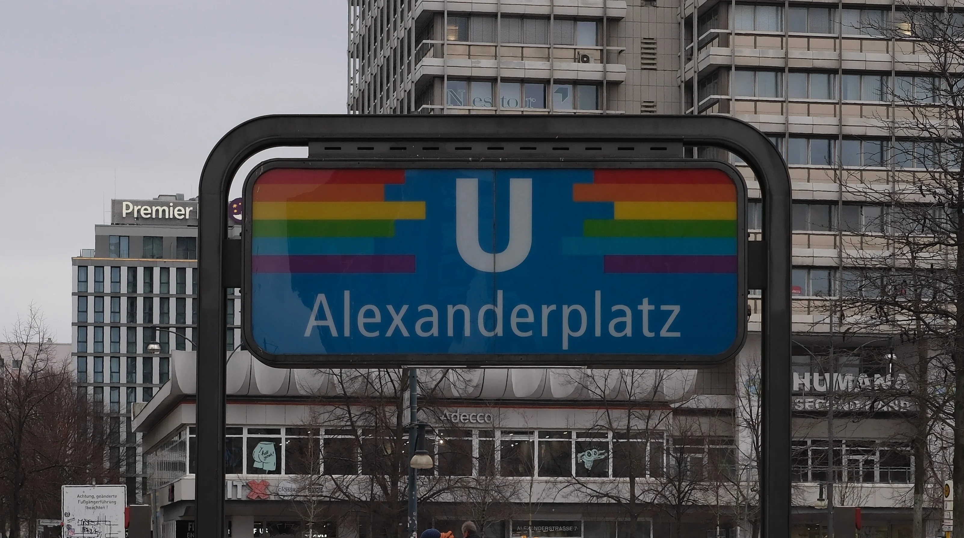Berlin Alexanderplatz - Schriftzug