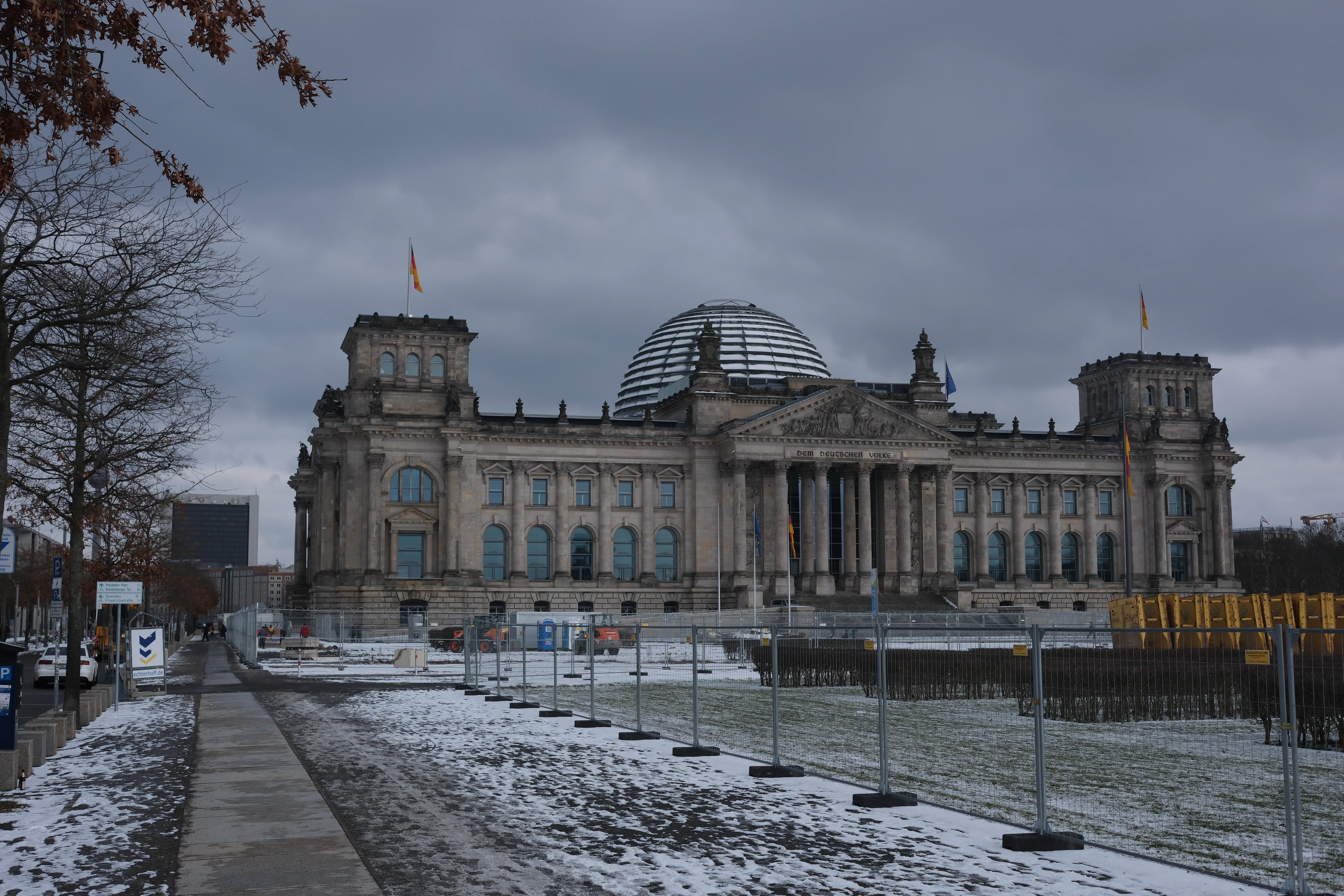 Berliner Regierungsviertel - Reichstag