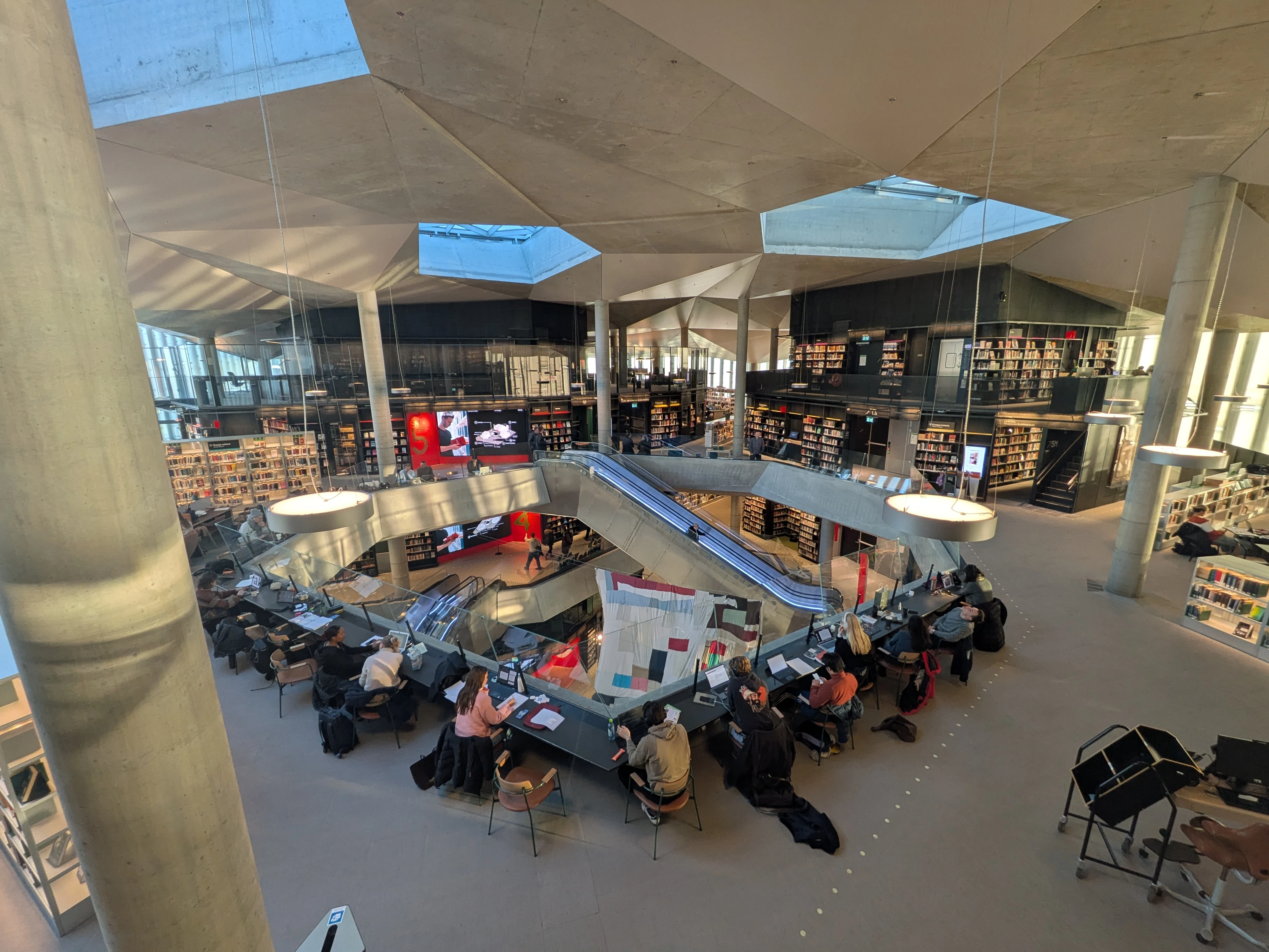 Oslo Deichmann Bibliothek innen